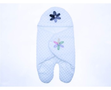 CICEKLI FISTOLU AYAKLI KUNDAK