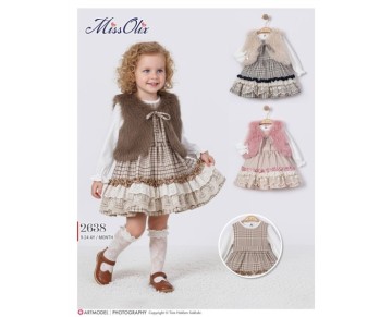 9/24 AY 2638-düz badi-peluş yelek-ekose etek