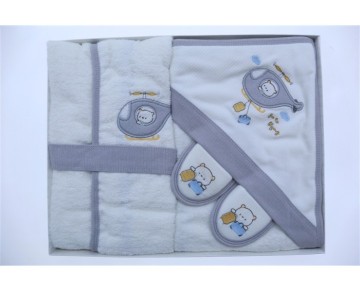 0/24 AY 2025113-LÜX BEBEK BORNOZ SETİ