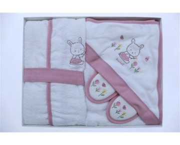 0/24 AY 2025117-LÜX BEBEK BORNOZ SETİ